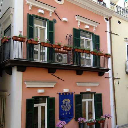 Hotel Antica Repubblica In Amalfi Center At 100Mt From The Sea Экстерьер фото