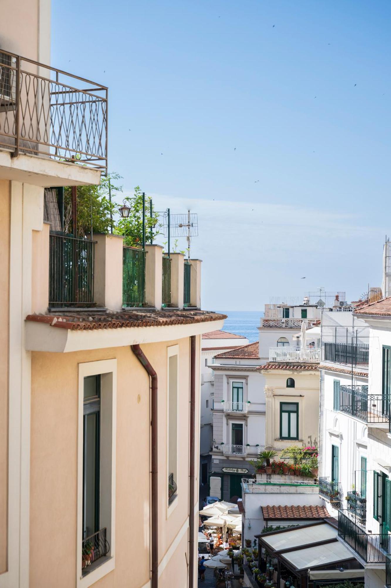 Hotel Antica Repubblica In Amalfi Center At 100Mt From The Sea Экстерьер фото